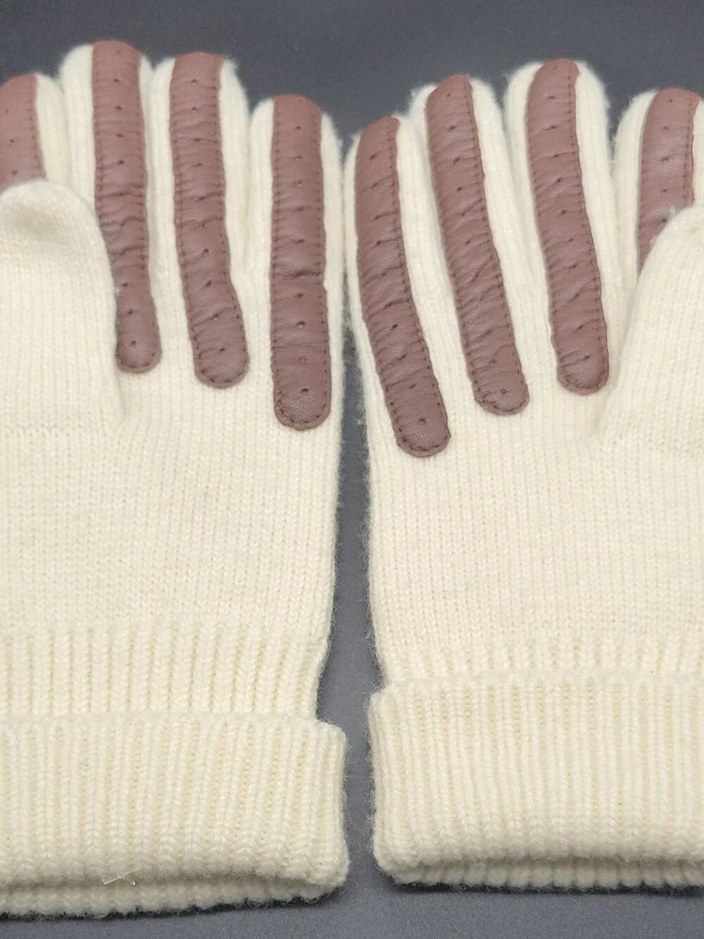 Women's Ivory Knit Wrist Gloves Brown Leather Trim Classic Casual One Size